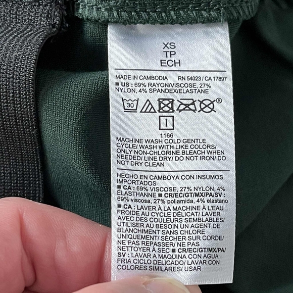 Green Old Navy Women's Extra High-Waisted Stevie Skinny Pants - Picture 7 of 7